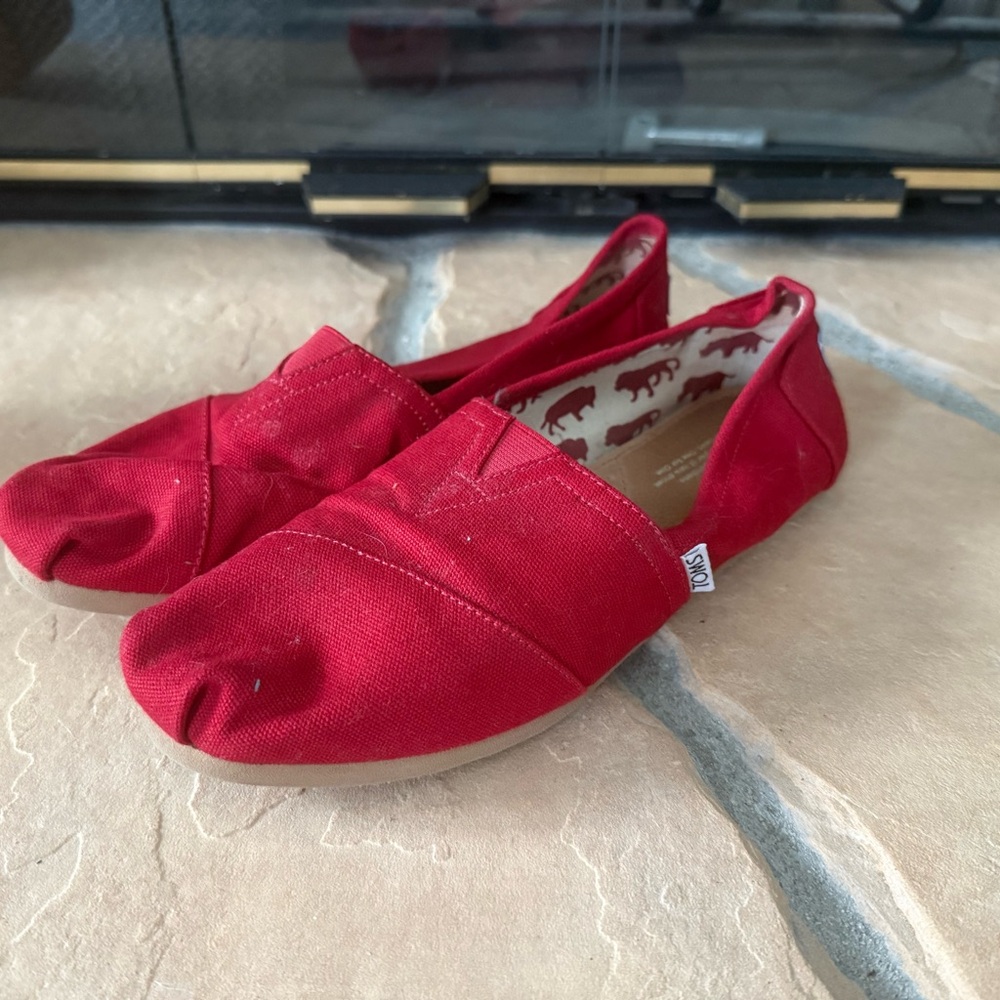 Toms Vibrant Red Canvas Slip-Ons